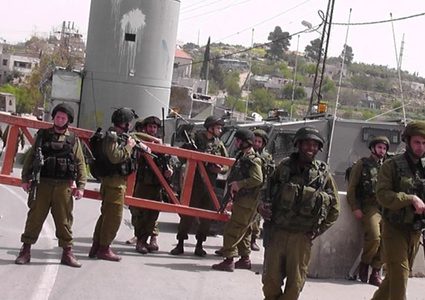 قوات الاحتلال تغلق مدخلي كفل حارس شمال سلفيت