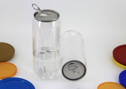 رسميا.. الألومنيوم ينتصر على البلاستيك بصراع تعبئة المياه