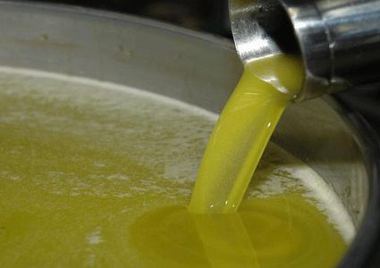 "المستهلك" تطالب بوضع قوانين لمنع تفاوت أسعار الزيت