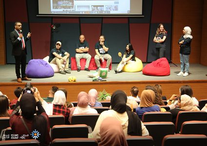 قعدة سوشلجية بعنوان " التطور الرقمي في الإعلام"