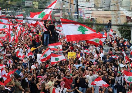 لبنان: المظاهرات مستمرة رغم قائمة "الحريري" الإنقاذية