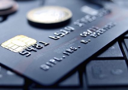 يديعوت: المالية الأمريكية تجمد أموال رجل أعمال من غزة