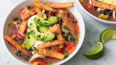 شوربة تورتيلا الدجاج