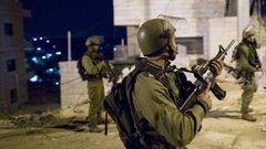 الاحتلال يعتقل أسيرا محررا من بلدة سلواد