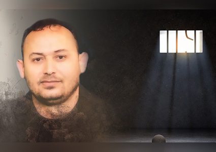 الأسير غنام يعلق إضرابه