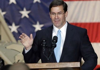 وزير الدفاع الأمريكي يصل بغداد بشكل مفاجئ