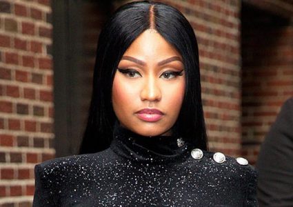 نيكي ميناج تفاجئ الجميع بزواجها