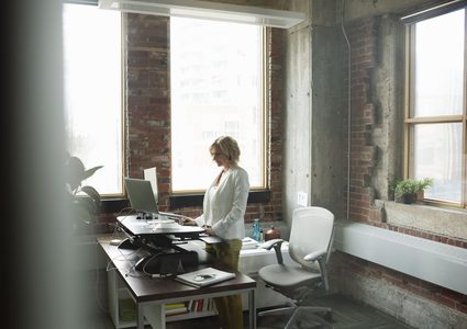 لماذا يجب على المريض والطبيب الوقوف خلال الزيارات الطبية ؟