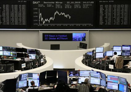 قطاع السيارات يدفع أسهم أوروبا للارتفاع