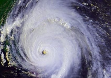 أهم الحقائق عن الإعصار «ميديكين» الذي يقترب من مصر