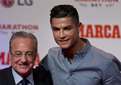 بيريز يعرض على رونالدو العودة.. وينتظر الرد