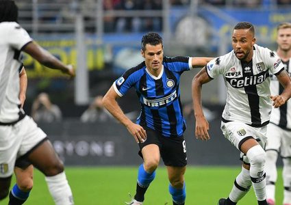 انتر ميلان يتعادل مع بارما في الدوري الإيطالي