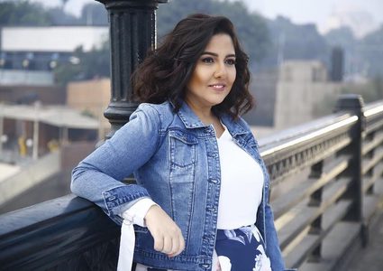 الفنانة مي سكاب ترزق بطفلها الثالث نوح