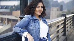 الفنانة مي سكاب ترزق بطفلها الثالث نوح