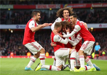 أرسنال يتعادل أمام كريستال بالاس في الدوري الانجليزي