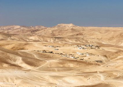 الاحتلال يقتحم قرية البقيعة ويوزع اوامر اخلاء وهدم