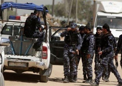 مركز حقوقي: حماس تعتقل نشطاء على خلفية حرية الرأي والتعبير