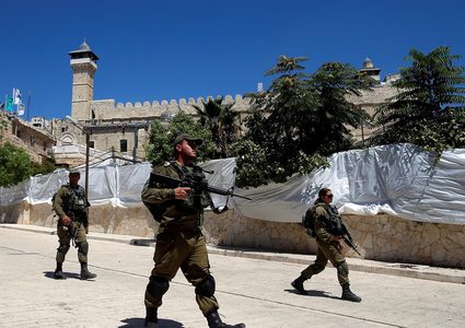 إصابة فتاة برصاص الاحتلال قرب الحرم الابراهيمي