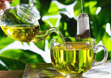 دراسة: الشاي الأخضر يمكن أن يساهم في علاج الخلايا عن بعد