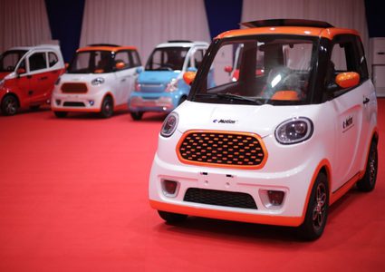 مصر.. استلام السيارة الكهربائية الجديدة E-MOTION