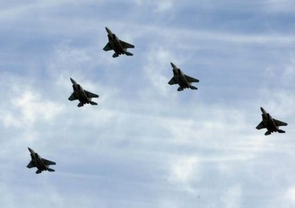 حزب الله يرغم إسرائيل بإجراء تعديلات في مسارات الطيران