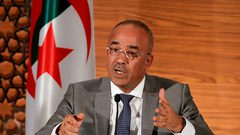 خمسة مرشحين يتنافسون على خوض الانتخابات الرئاسية في الجزائر