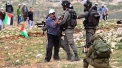 قوات الاحتلال تستولي على 124 دونما من أراضي جنوب نابلس