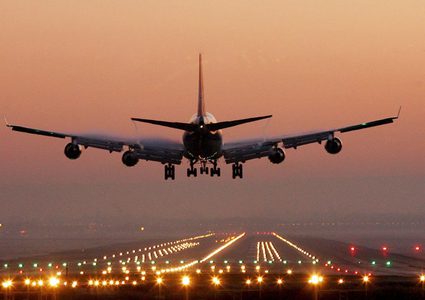 تطبيق يمكن الركاب من الهبوط في حالات الطوارئ