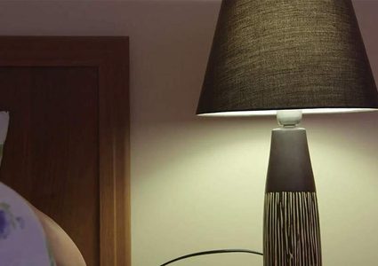 دراسة: النوم في الضوء يعرضك للوفاة !