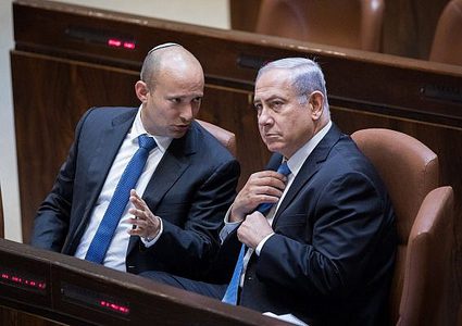 بينيت يرفض عرضاً من نتنياهو للوزارة وعضوية الكابينت