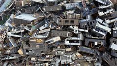 الخليل: وضع حجر الأساس لمركز معالجة النفايات الالكترونية