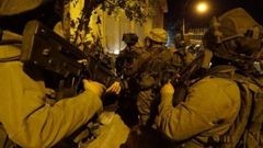 اعتقال فتى من مخيم العروب شمال الخليل