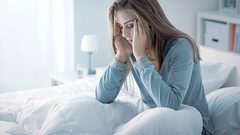 للنساء.. قلة النوم تسبب مرض هشاشة العظام