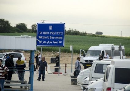 الاحتلال يعتقل تاجراً على حاجز بيت حانون