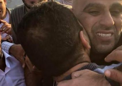 بعد 14 عاماً من الاعتقال.. الأسير نصار يتنفس الحرية