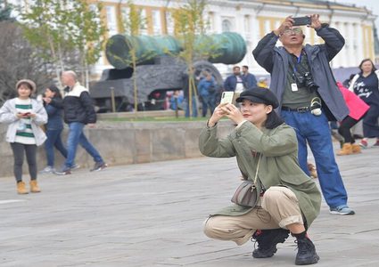 عادات السياح التي تزعج السكان