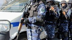 القبض على مطلوب صادر بحقه أمر حبس بقيمة ٣ مليون شيكل