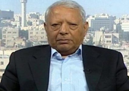 الرئيس يقلد الاعلامي الاردني صالح القلاب نجمة القدس