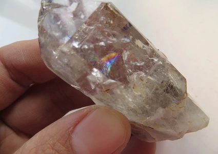 عملاق الألماس الروسي يكشف عن قيمة مبيعاته