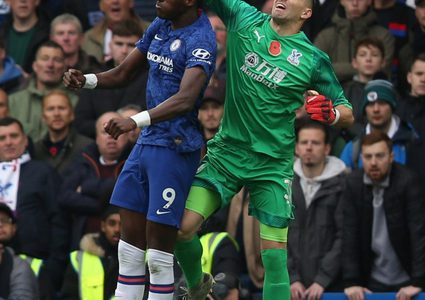 تشيلسي يسحق كريستال بالاس بهدفين نظيفين