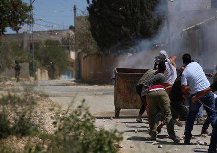 اصابات بالاختناق خلال مواجهات مع الاحتلال شمال الخليل