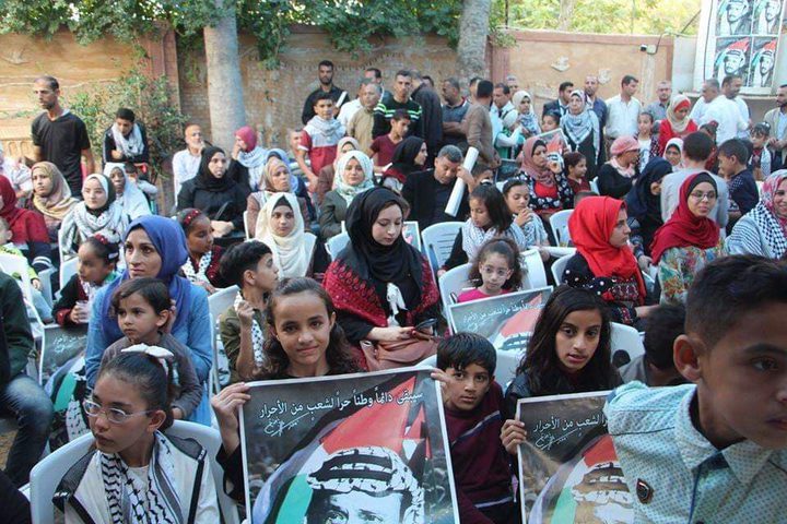 أشبال وزهرات فتح يحيون ذكرى استشهاد أبو عمار