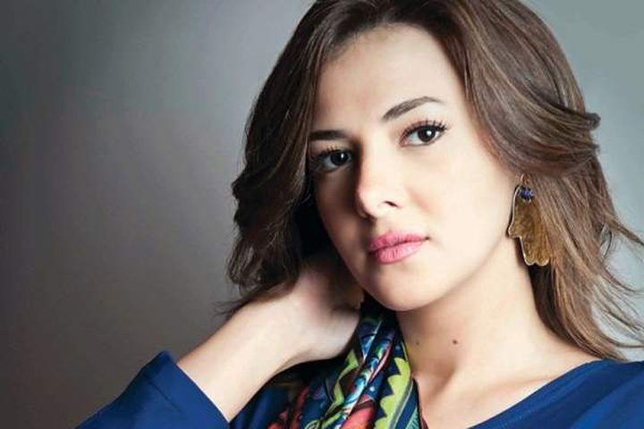 دنيا سمير غانم تلبي أمنية طفلة طلبت رؤيتها