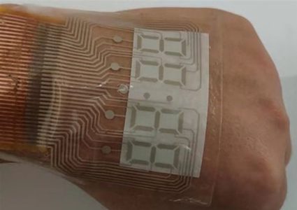 الصين.. باحثون ينجحون في ابتكار "الوشم الذكي" !