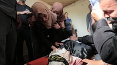 شيعت غزة جثماني الشهيدان عبد الله البلبيسي وعبد السلام أحمد ، اللذين ارتقيا خلال عدوان الاحتلال على قطاع غزة.