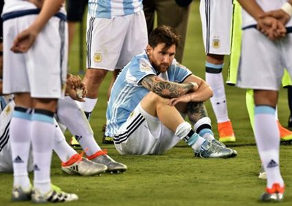 بسبب صواريخ غزة.. الأرجنتين قد تلغي مباراتها في إسرائيل