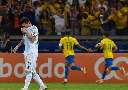 منتخب البرازيل يستعد لملاقاة الأرجنتين في مباراة السوبر كلاسيكو