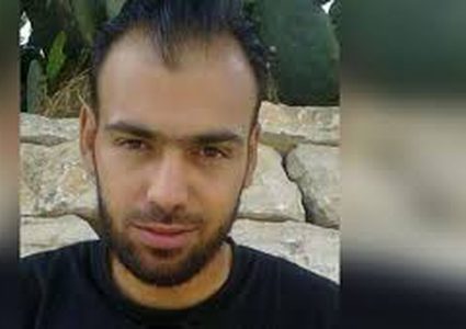 وقفة تضامنية مع الأسير مصعب الهندي بقرية تل