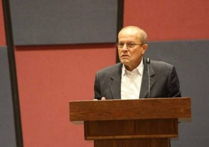 أبو بكر يطالب الجاليات الفلسطينية بتشكيل لوبيات للدفاع عن الأسرى