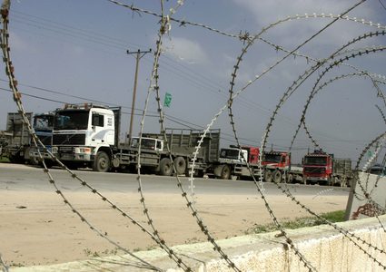 الاحتلال: إعادة فتح معابر غزة وتوسيع مسافة الصيد حتى 15 ميلا